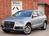 Audi Q5 2.0 TFSI Quattro*ACC/NAVI/BIXENON/SHZ/1HAND* - silberne Audi Q5
