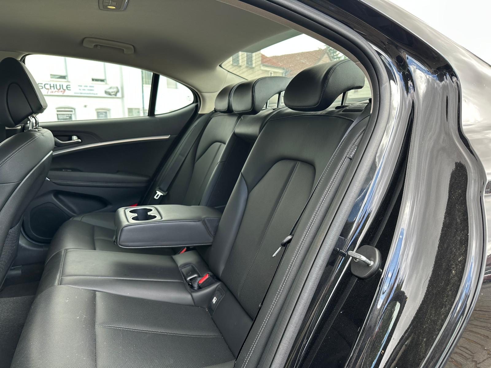 Genesis G70 Premium AUTOMATIK+ LEDER+ LED+ BEH.LENKRAD