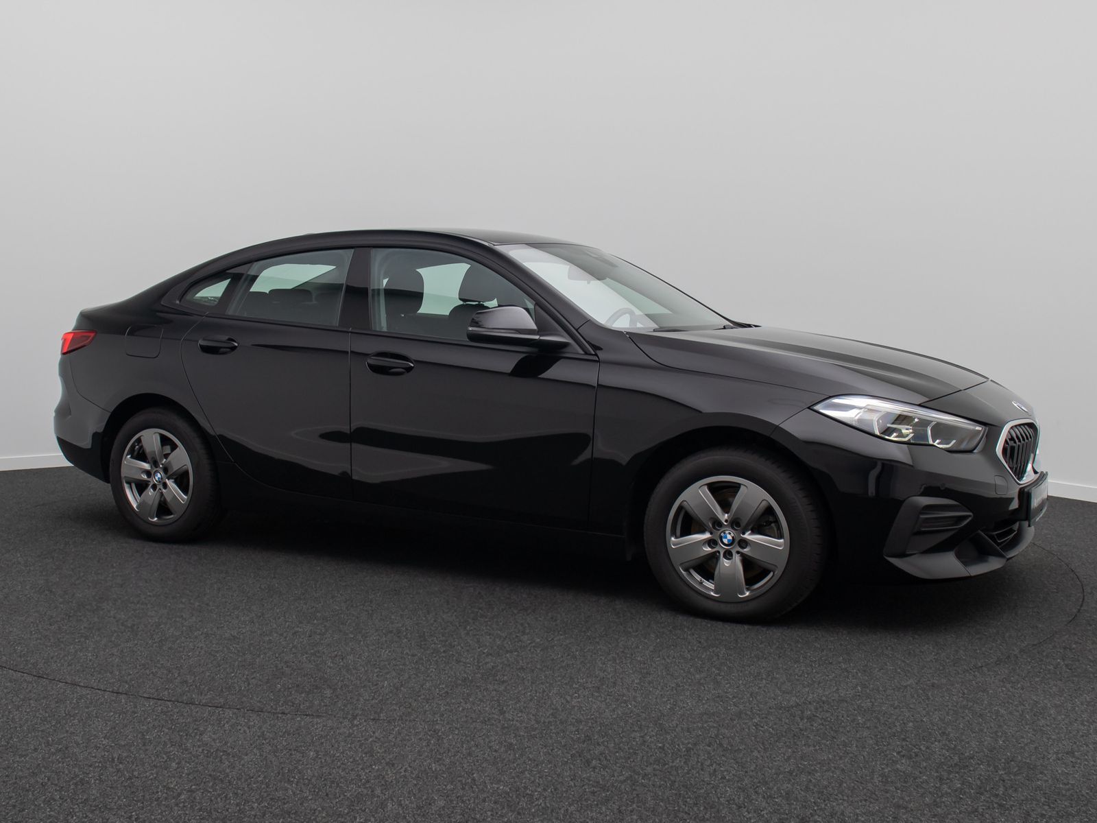 Fahrzeugabbildung BMW 218i Gran Coupé DAB GeschwindigReg PDC LED WLAN