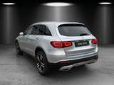 Mercedes-Benz GLC 300 de AMGint DISTRO Pano AHK digiTacho MLED - Hybrid (Diesel/Elektro): Silber, Geländewagen