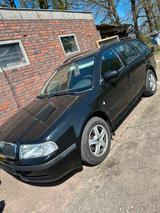 Skoda Octavia 1,9 TDI TÜV neu 1 Hand - Skoda Octavia aus 2004 mit Diesel-Antrieb
