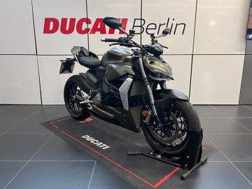 Ducati Streetfighter V2