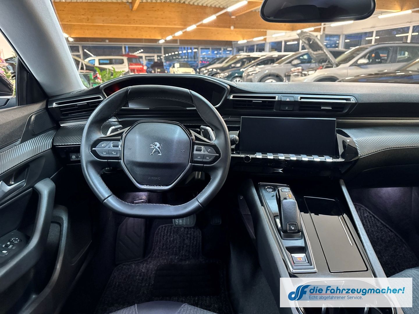 Fahrzeugabbildung Peugeot 508 SW Allure Pack Navi 360 Kamera ACC 2-Zonen-K