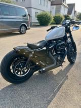 Harley-Davidson Sportster 883 Iron  mit wenig Kilometern!!! - HARLEY-DAVIDSON 883 SPORTSTER