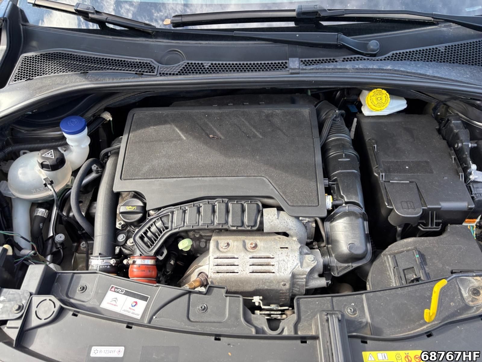 Fahrzeugabbildung Citroën C3 Shine Pack 1.2 PureTech 81kW *NAVI*SHZ*KAMER