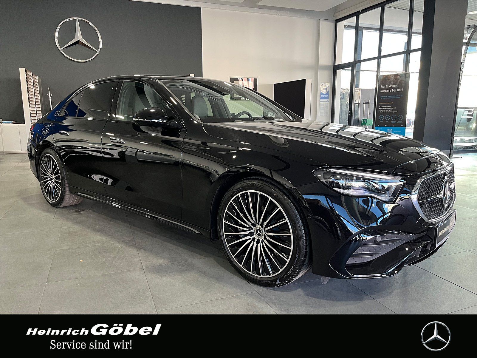 Fahrzeugabbildung Mercedes-Benz E 220 d Edition AMG PANO+DIGITAL.L+SITZKLIMA+20"