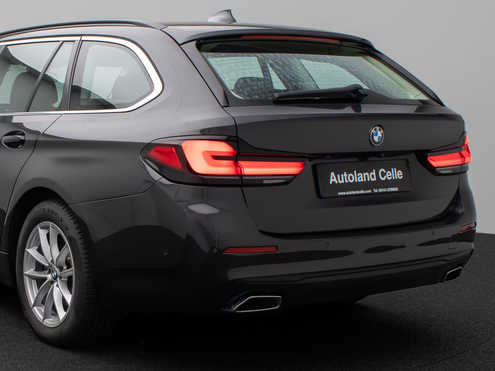 Fahrzeugabbildung BMW 520d xD Kamera HUD DAB HiFi Belüftung Leder Komf