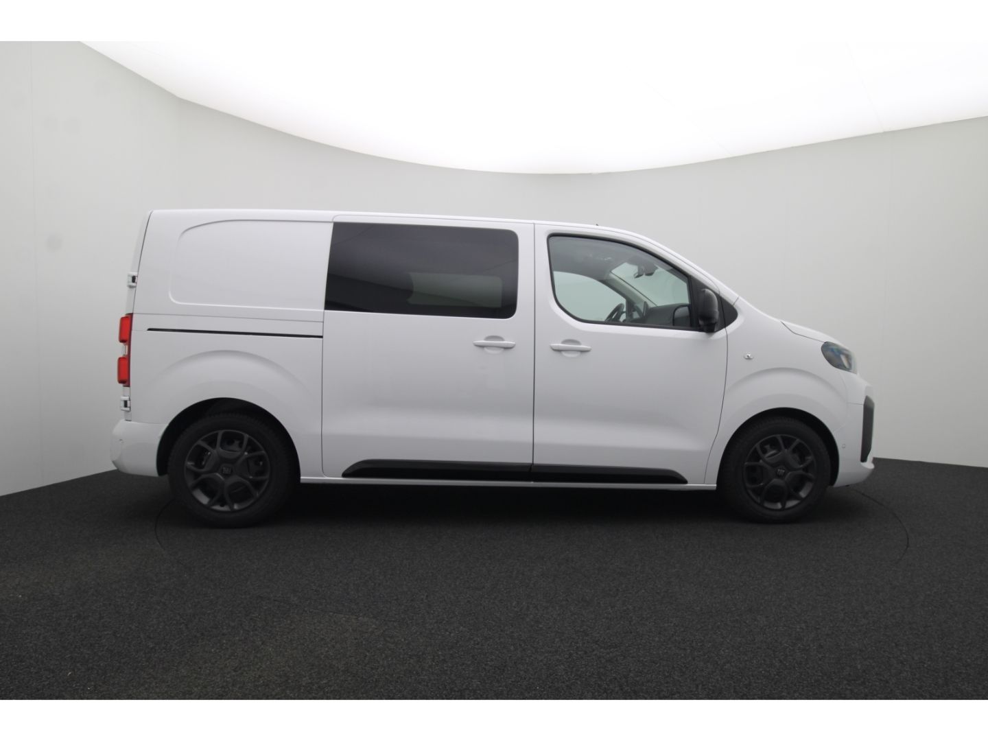 Fahrzeugabbildung Fiat Scudo L2 Multicab Basis Digitales Cockpit AHK