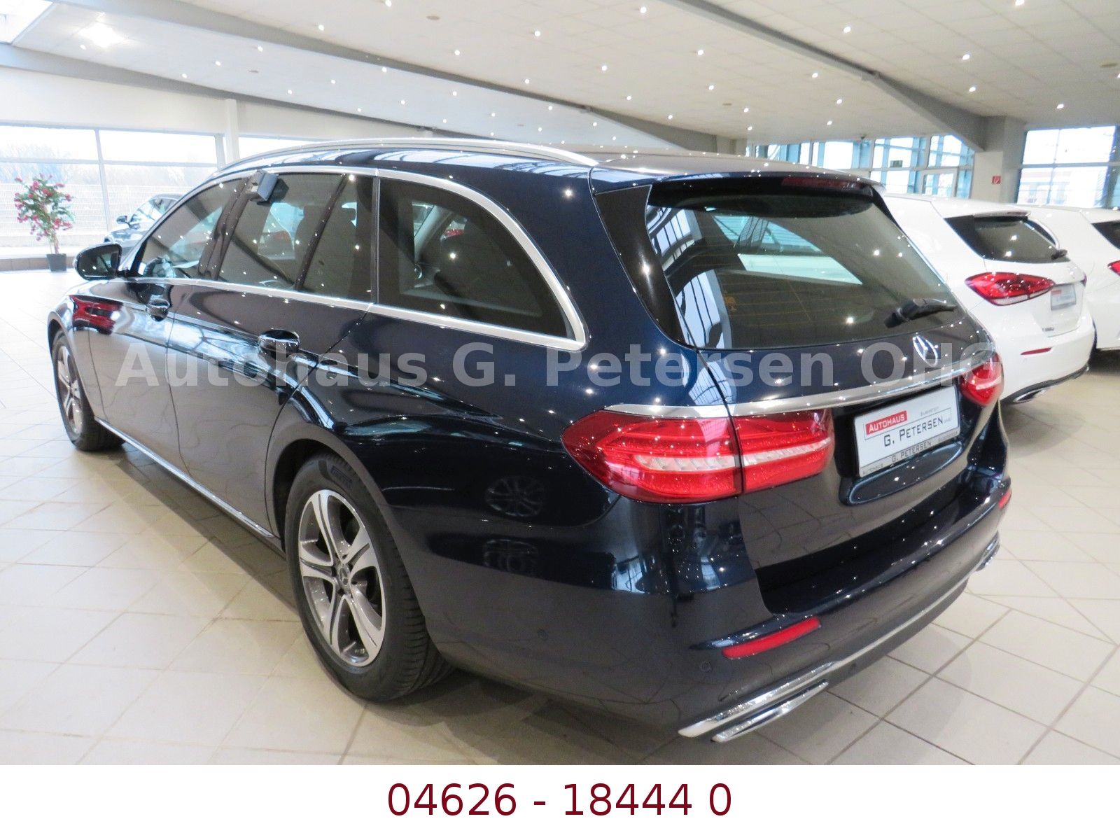Fahrzeugabbildung Mercedes-Benz E 220 Td*Standheiz*Multibeam*Distronic*Head-Up*
