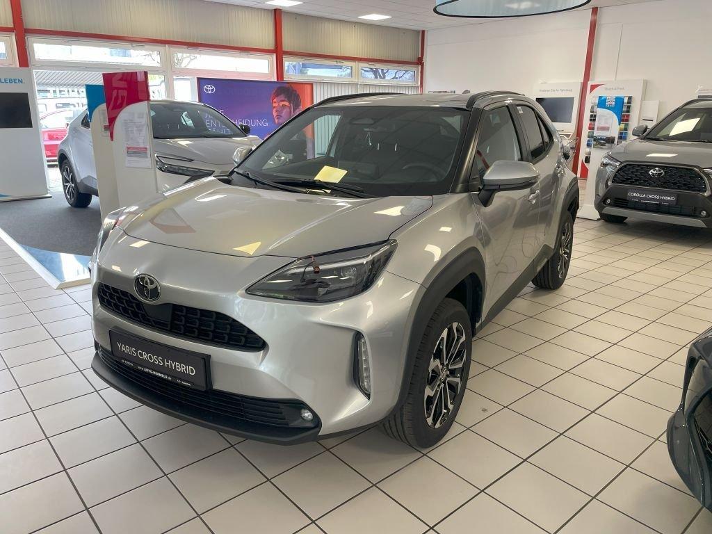 Toyota Yaris Cross Hybrid 130 Teamplayer, *Winter-Paket