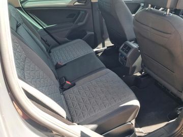 Volkswagen Tiguan - 9