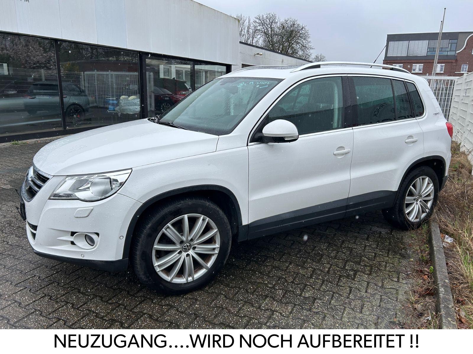 Volkswagen Tiguan Team 4Motion AHK PANO SITZHZG. 18 ZOLL