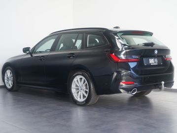 BMW 320 - 4