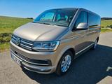 Volkswagen T6 Multivan mit 2 Schiebetüren