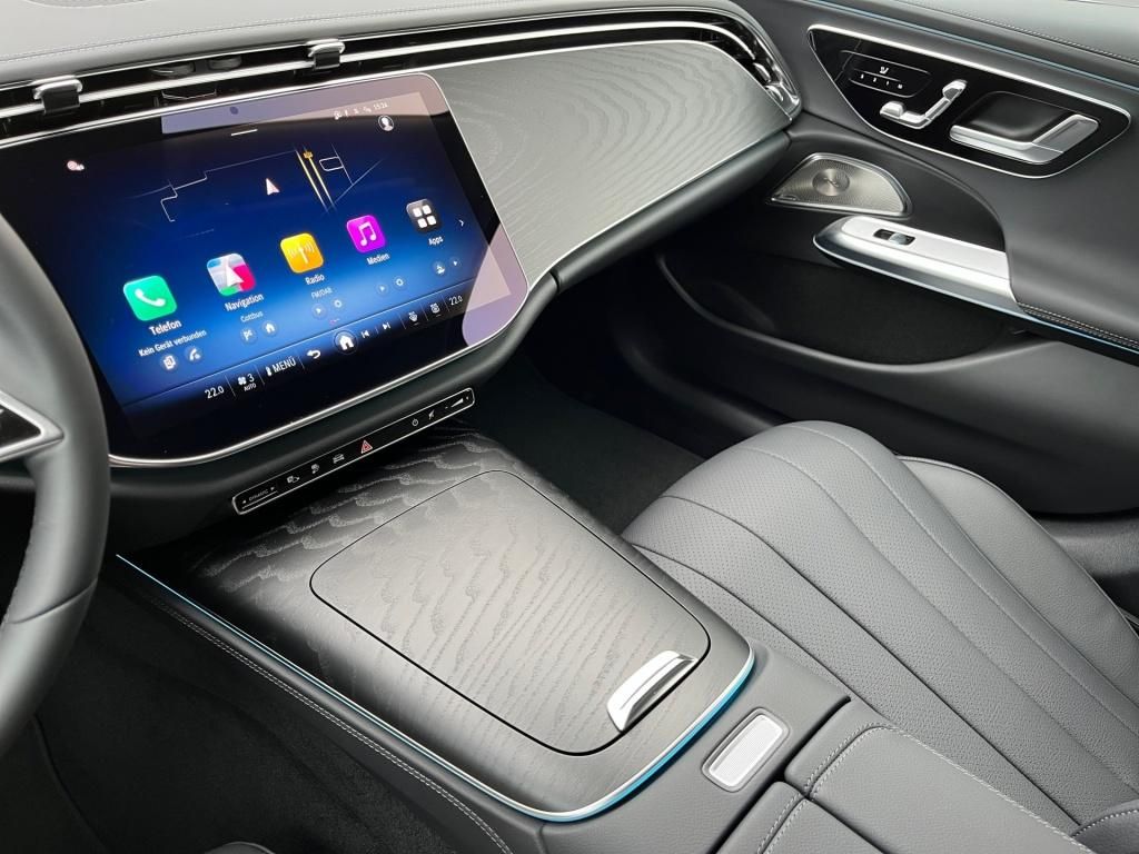 Fahrzeugabbildung Mercedes-Benz E 300 de 4M All-Terrain +DIGITAL+AHK+BURMESTER+