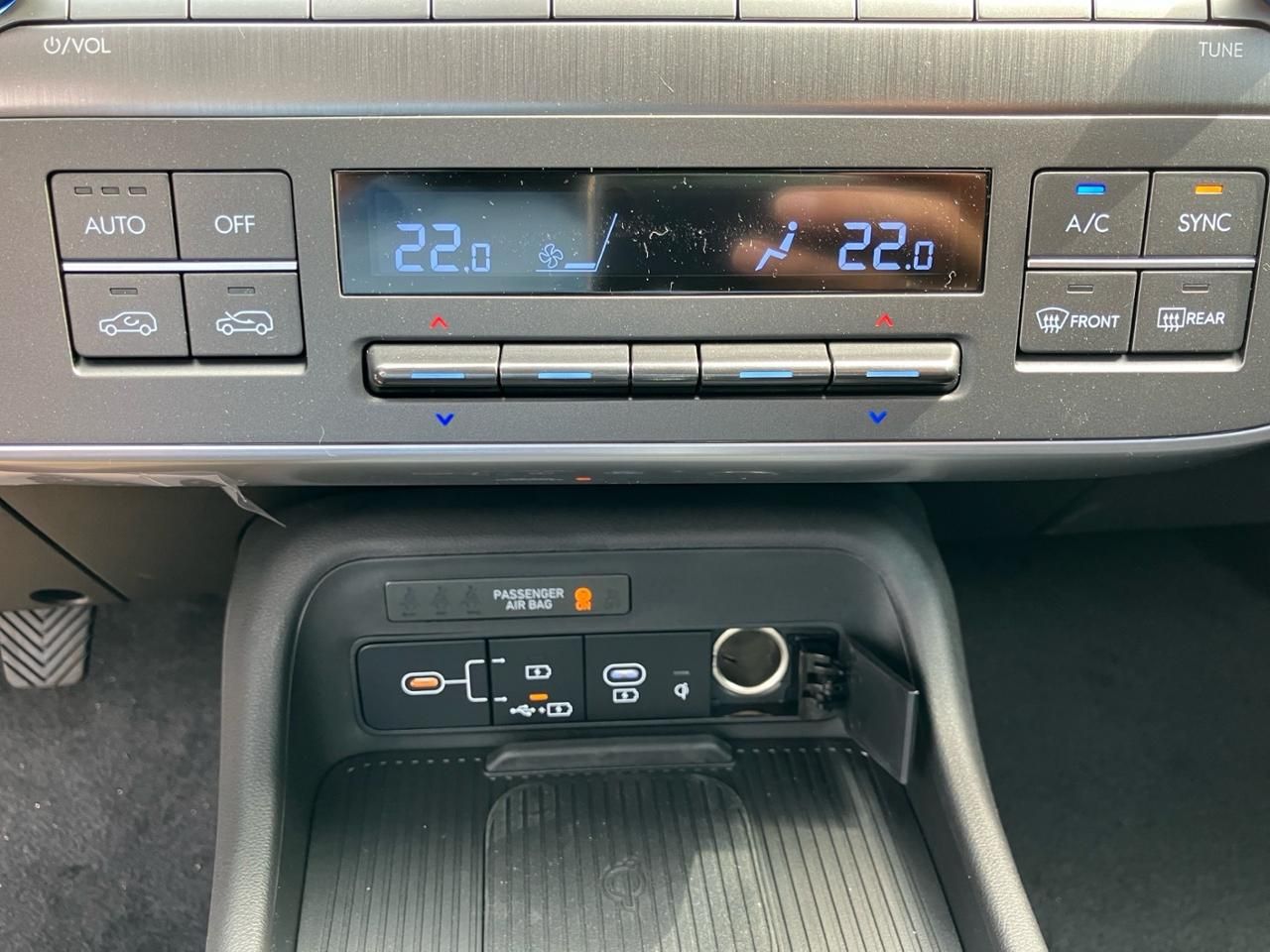 Fahrzeugabbildung Hyundai KONA TREND *Assist.-Pak.* SHZ*LHZ*NAVI*USB*ZV*