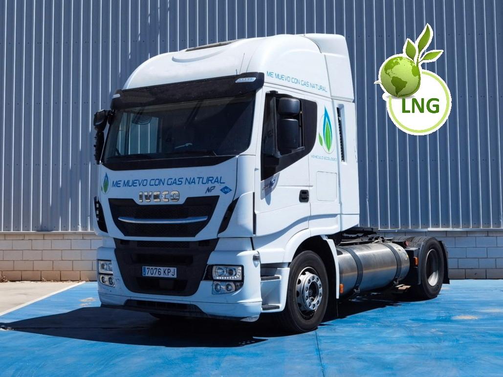 Iveco 2 X STRALIS AS440S40 LNG GAS RETARDER