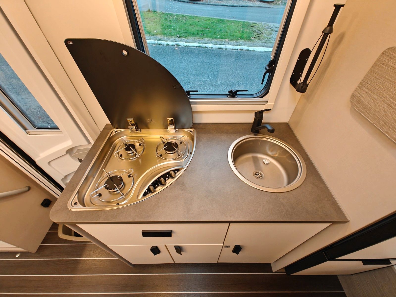 Fahrzeugabbildung XGO Dynamic 39 Lounge - SAT, TV, Markise 4m, Kamera