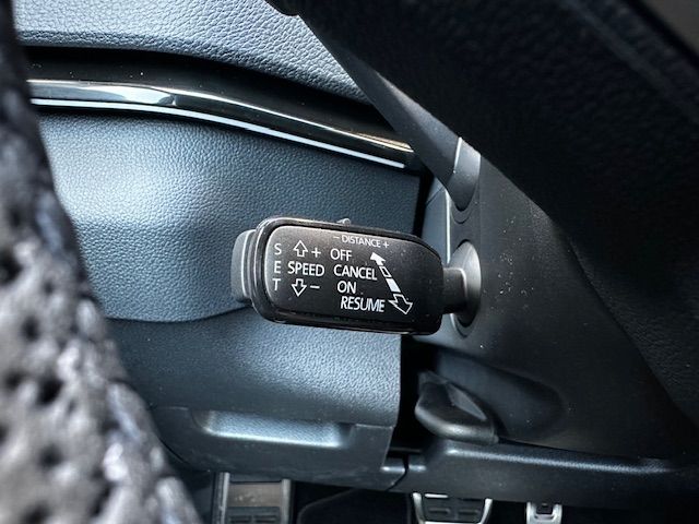 Karoq Sportline 4x4;ACC;AHK;KAMERA;EL HECK;,LED