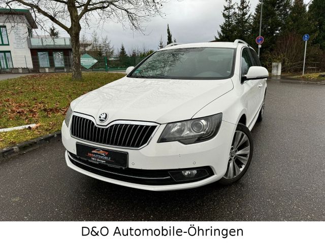 Skoda Superb Combi Alcantara Navi Xenon SHZ PDC STHZG