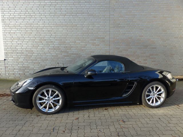 Porsche 718 Boxster PDK/Leder/Navi/Kamera/19Zoll