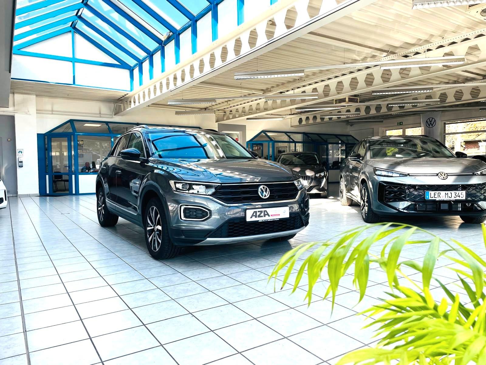 Volkswagen T-Roc 1.0 l TSI Style, AHK, NAVI, SHZ