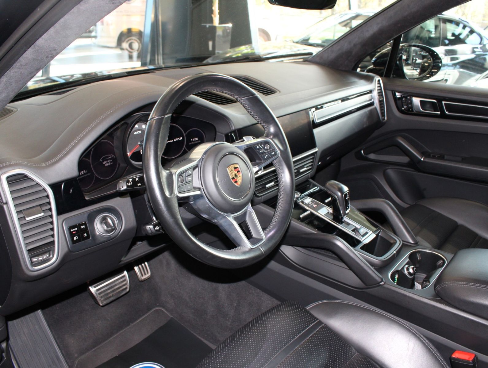Fahrzeugabbildung Porsche Cayenne GTS*Soft Close*Hud*PNRM