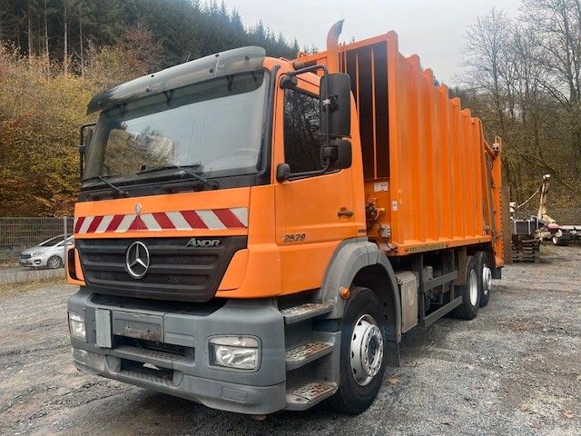 Mercedes-Benz 2529 L Axor  Müllwagen