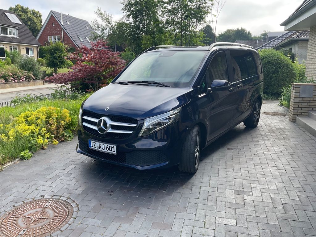 Image of Mercedes-Benz V 220