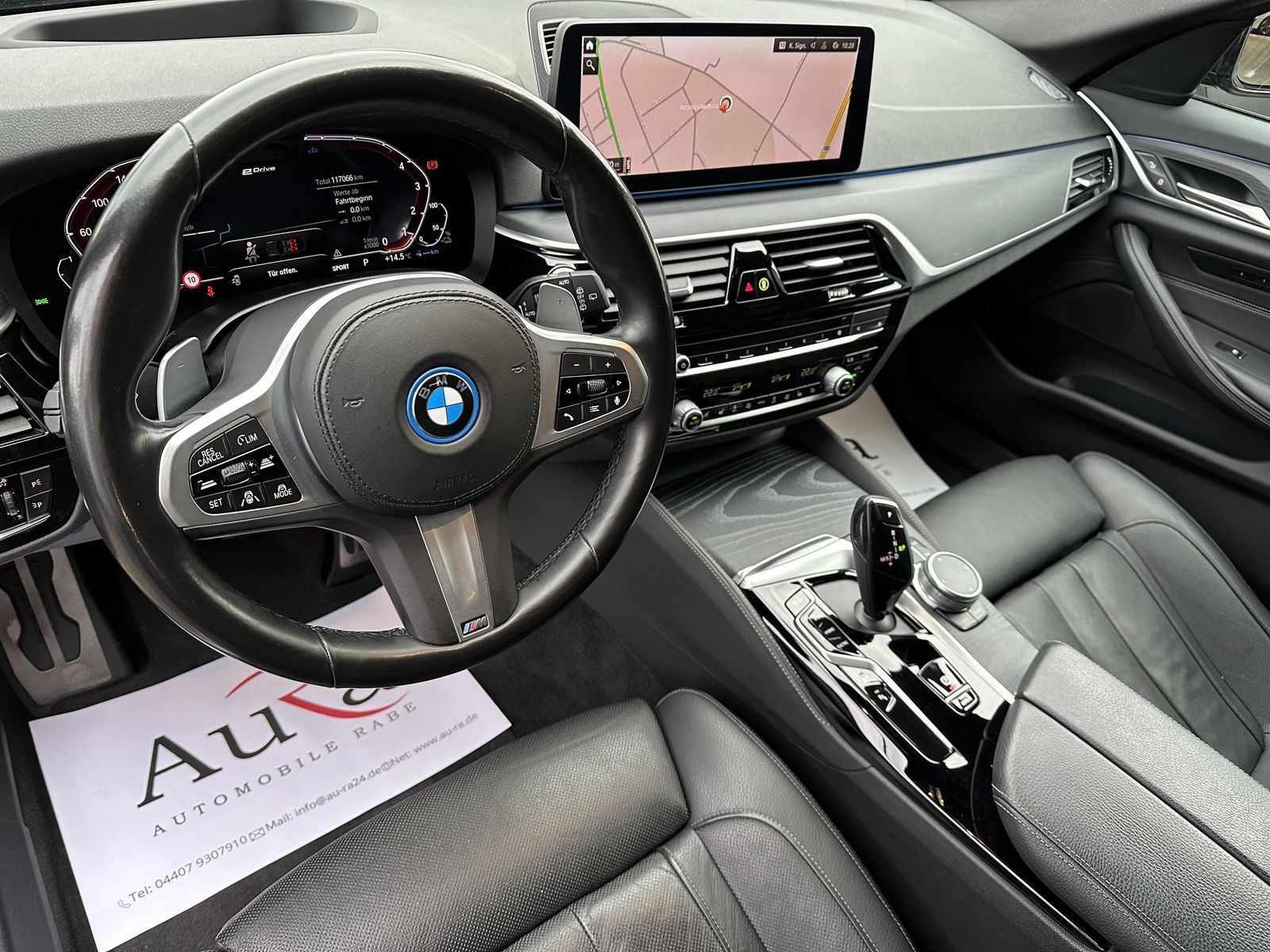 Fahrzeugabbildung BMW 530e Touring xDrive M-Sport NAV+LED+HEAD-UP+19ZO