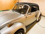 Volkswagen Käfer - silberne Volkswagen Käfer
