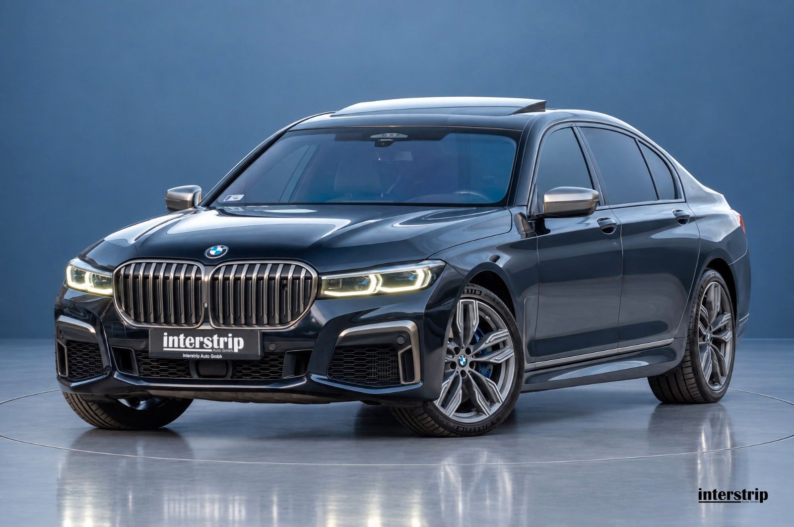 BMW M760