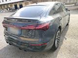 Audi Q8 e-tron Sportback S-line quattro 498,-ohne Anz - graue Audi Q8 e-tron