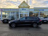Volkswagen Passat Variant Business 4Motion R-Line Panorama - Volkswagen Passat aus 2022
