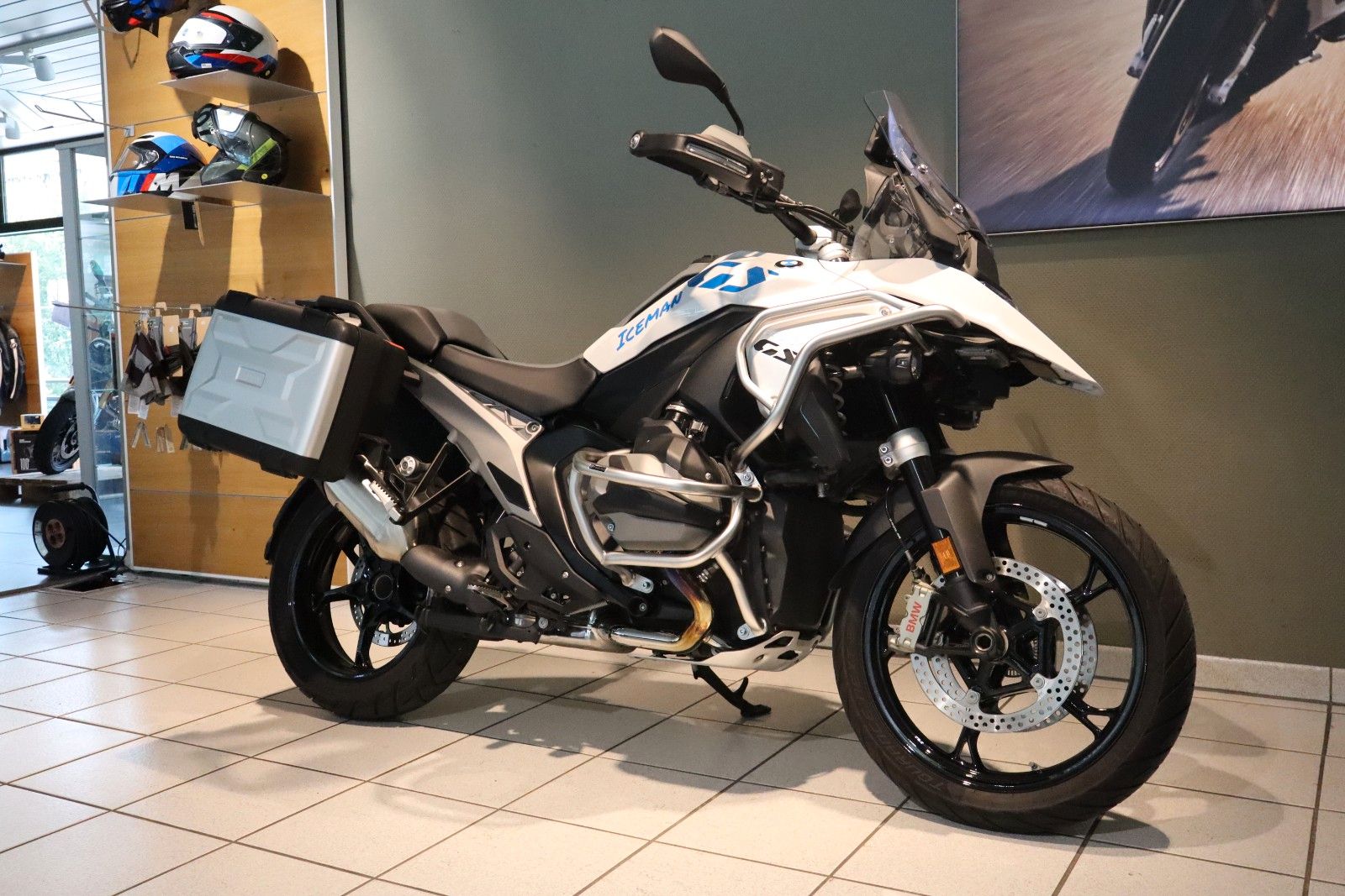 Fahrzeugabbildung BMW R 1300 GS inkl. Oil Inclusive bis '29