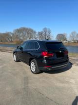 BMW X5 xDrive30d - - BMW X5 in Essen