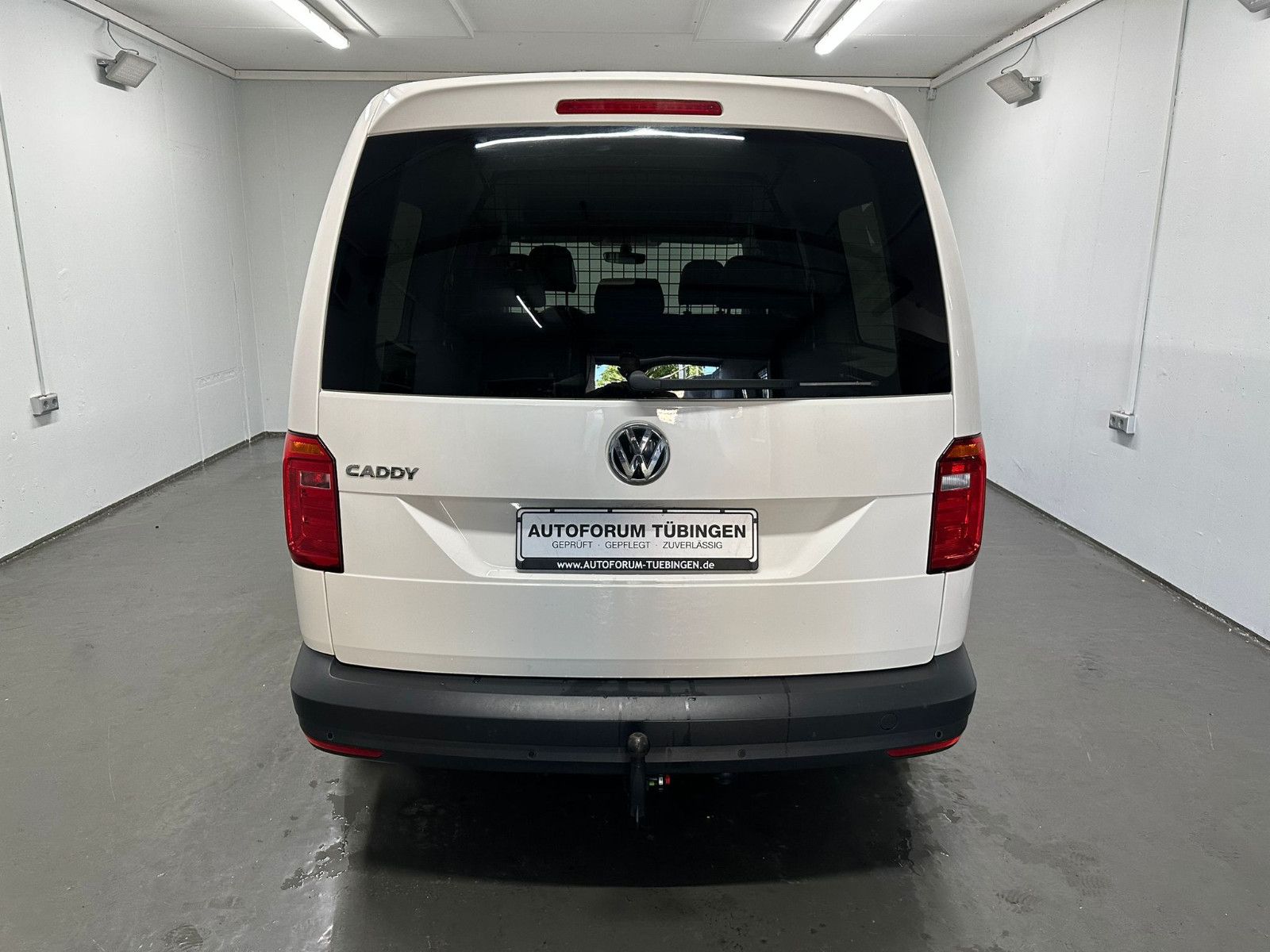 Fahrzeugabbildung Volkswagen Caddy Maxi 2,0TDI 5-Sitzer*AHK*TEMPO*NAVI*