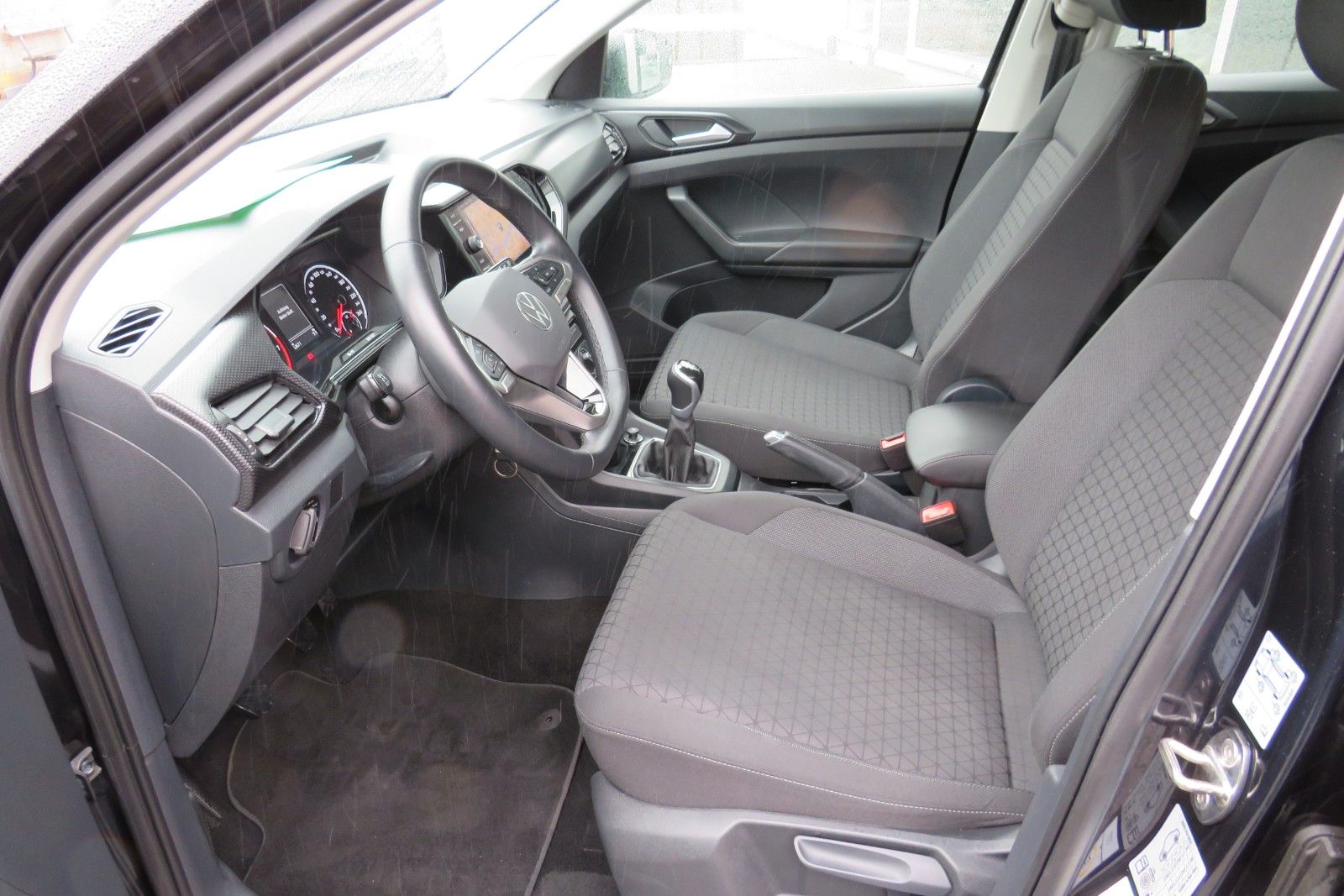 Fahrzeugabbildung Volkswagen T-CROSSLife LED SPORTP. SITZH. NAVI APP "AKTIONS