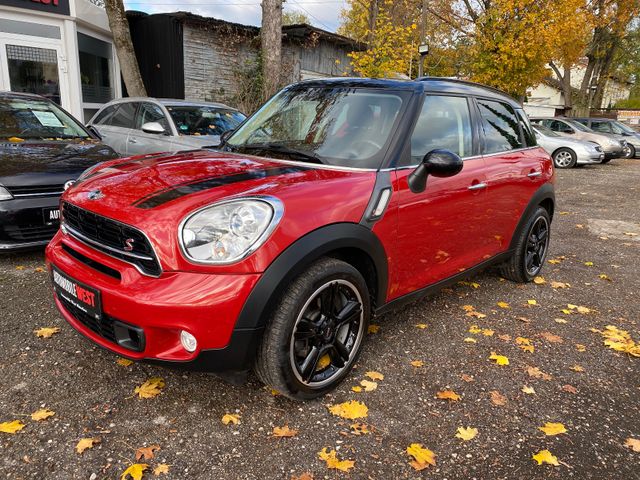 MINI Cooper SD Countryman NAVI XENON PDC AHK 5-SITZER