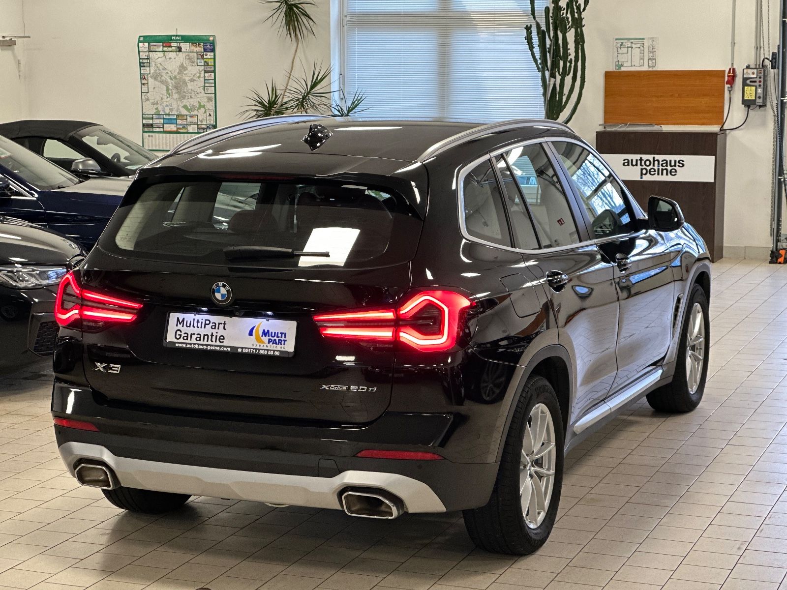 BMW X3 xDrive Aut/Driv&Brems&ParkAss/AHK/SportSitze foto 10