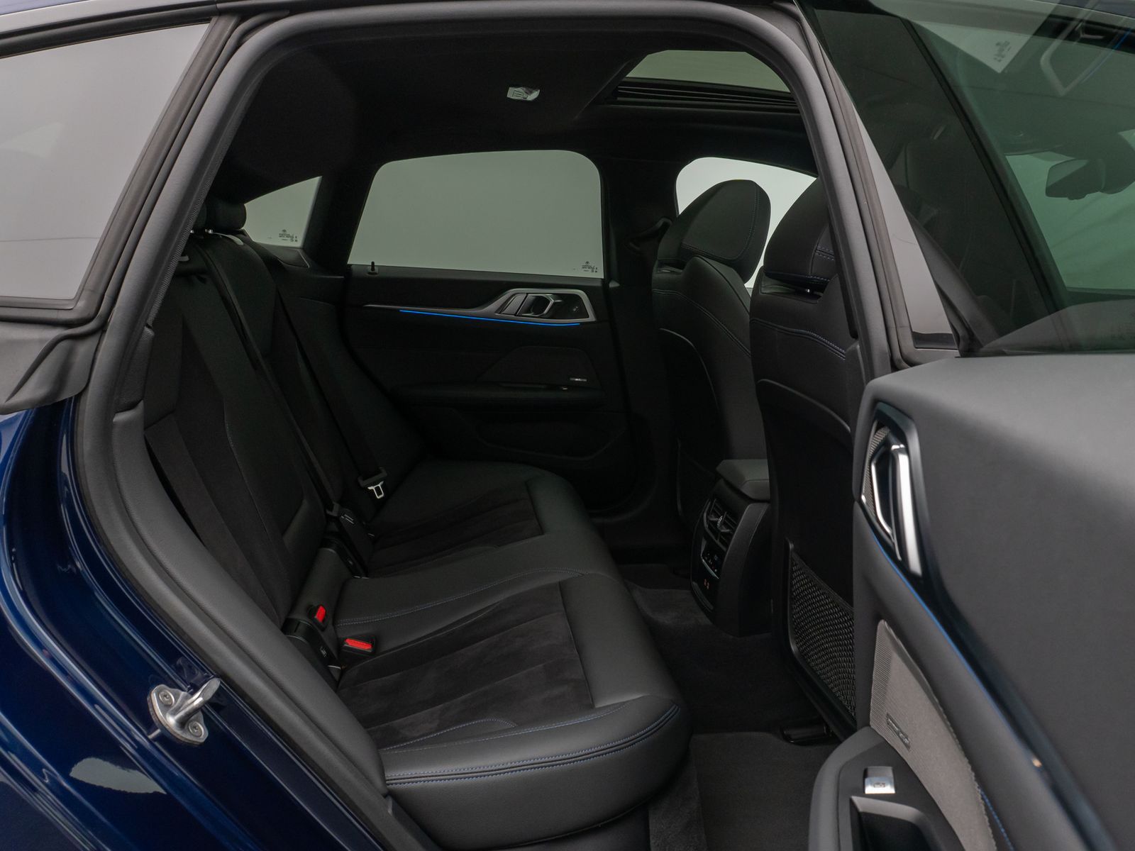 Fahrzeugabbildung BMW i4 M50 Gran Coupé 360°DAB HUD H/K Glasdach 20Zol