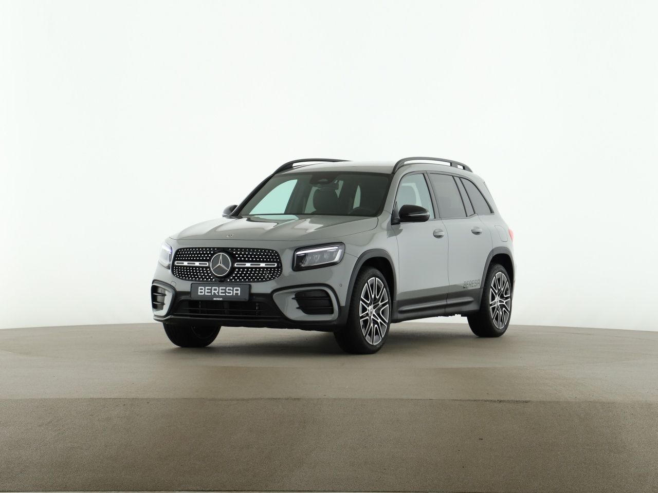 Mercedes-Benz GLB 180 AMG Night MBUX Distronic Kamera LED Navi imagem 2