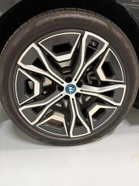 2021 BMW IX — миниатюра 17