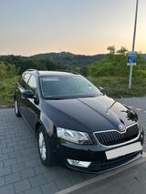 Skoda Octavia 2.0 TDI DSG Style Combi Style