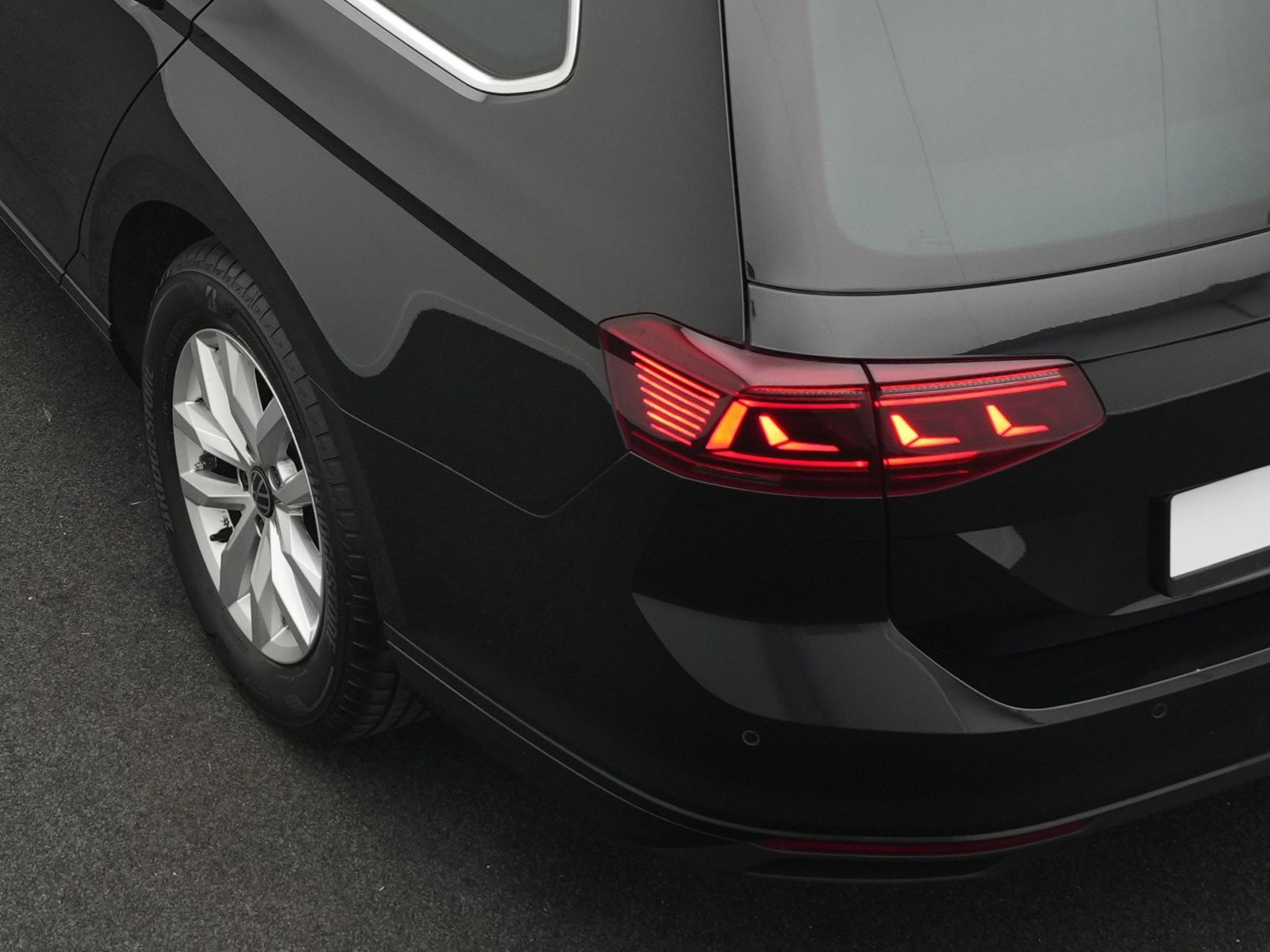 Volkswagen Passat Variant - Bild 18