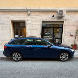Audi A4 - 4
