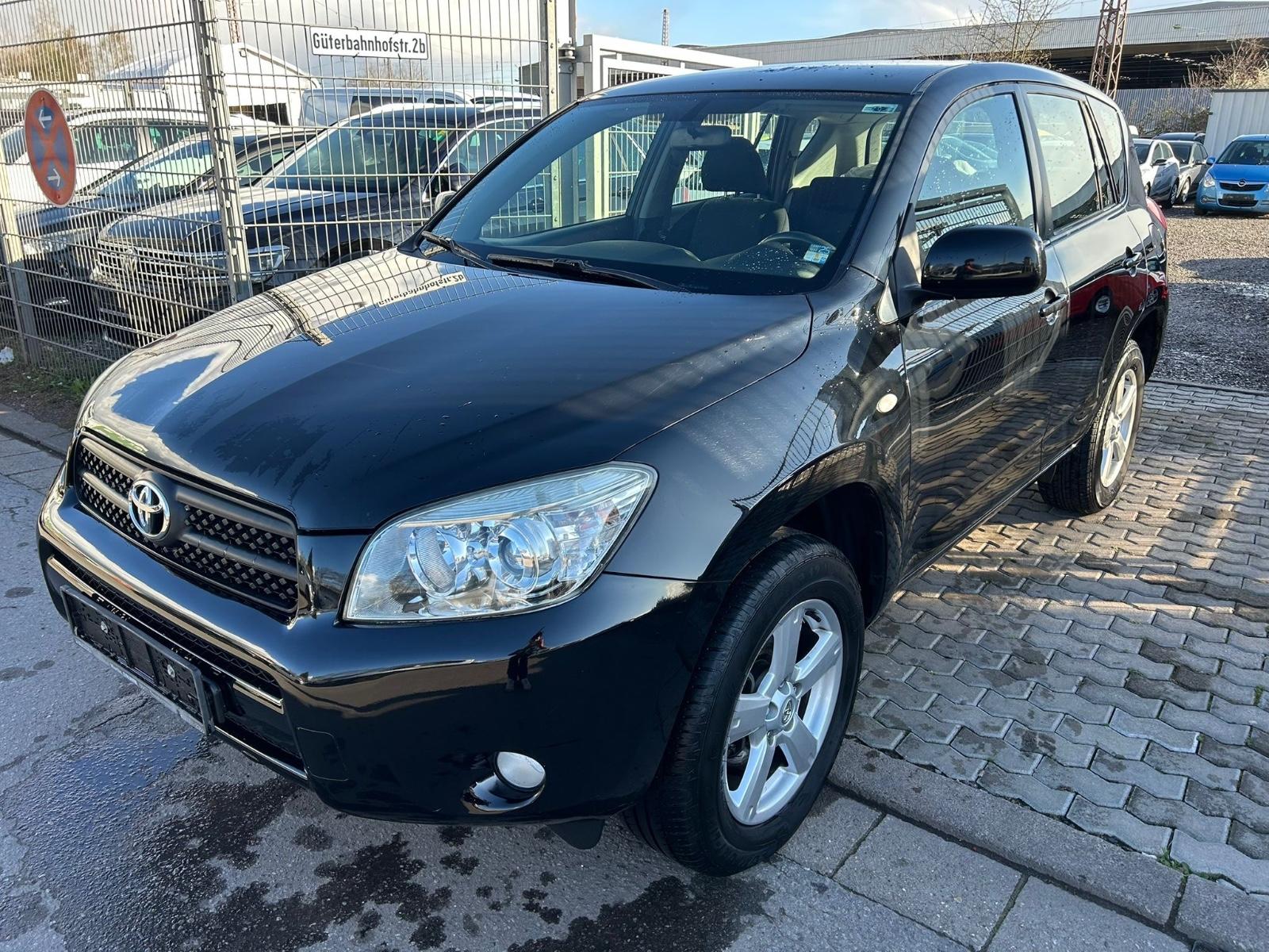 Toyota RAV 4 RAV4 Sol 4X4 111TKM
