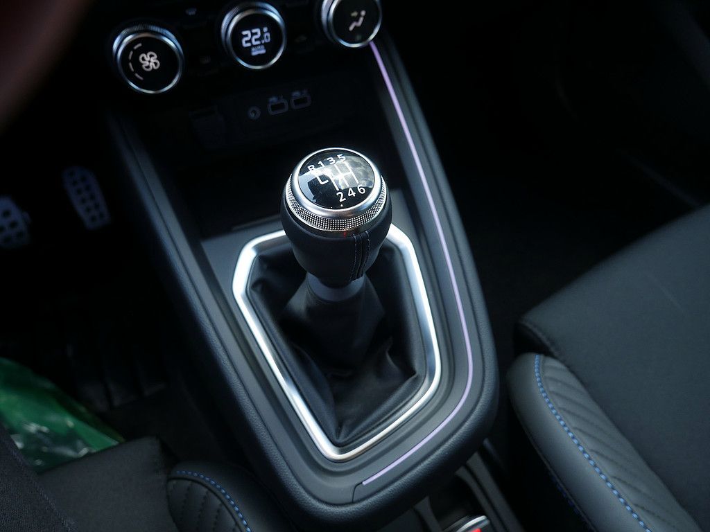 Fahrzeugabbildung Renault Clio Esprit Alpine TCe 90