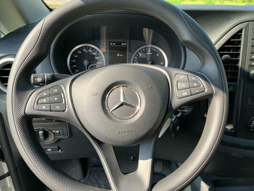 Fahrzeugabbildung Mercedes-Benz Vito 116 CDI MIXTO NAVI AUTOMATIK