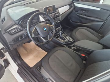 BMW 218 - 7